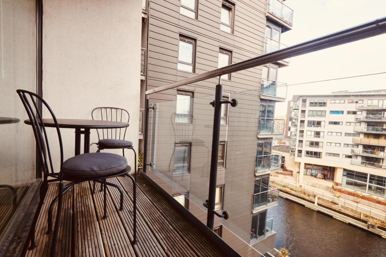 Deluxe City Modern Apt&Free Parking No Balcony Λιντς Εξωτερικό φωτογραφία